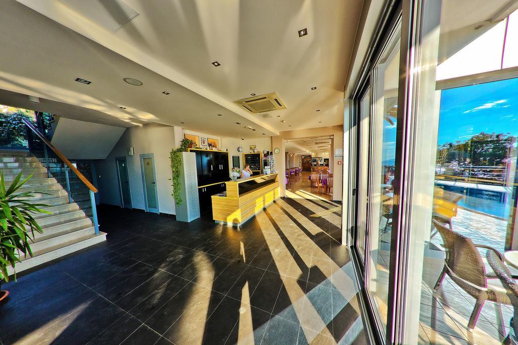 Hotel Sirena 伯德古拉 外观 照片